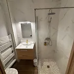 La Topaze לינה וארוחת בוקר