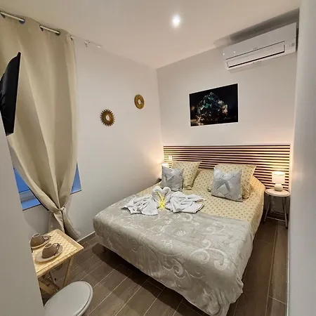 B&B La Topaze 3*